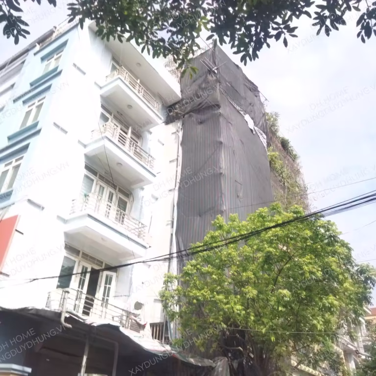 Đảm bảo an toàn và vệ sinh môi trường trong quá trình thi công